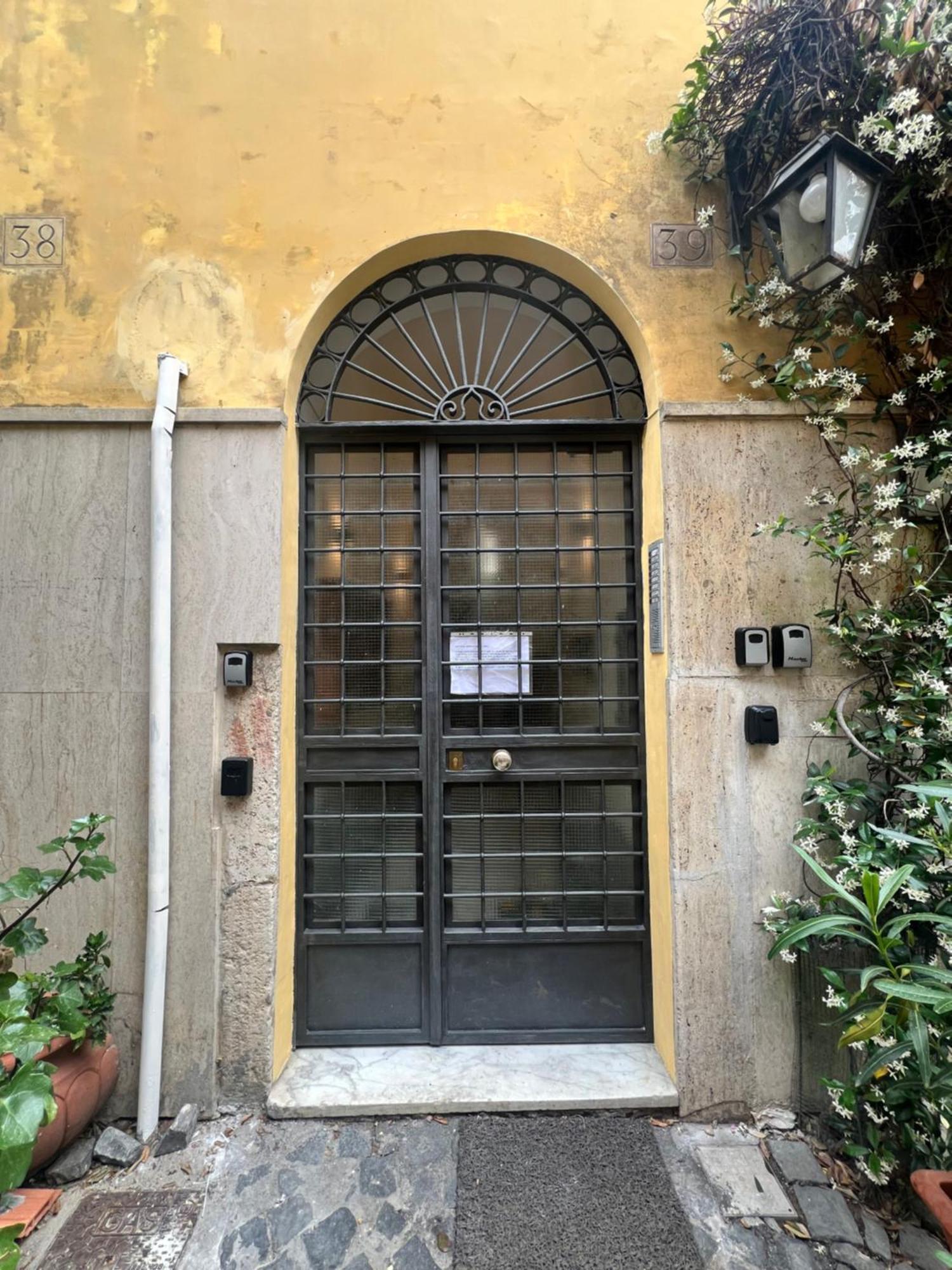 Trastevere Al Leopardo Róma Kültér fotó